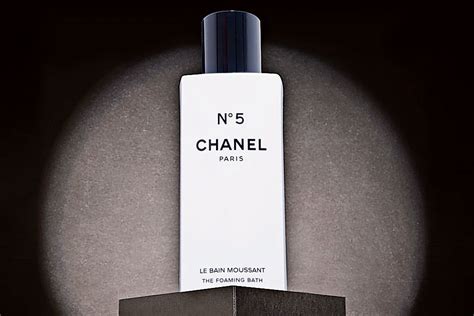 chanel no 5 foaming bath review|You beauty! Chanel No 5 The Foaming .